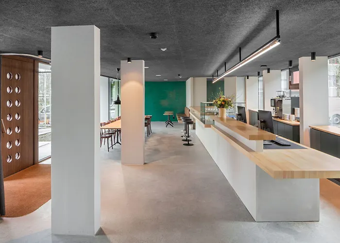 旅馆 伯尔尼青年旅舍 *