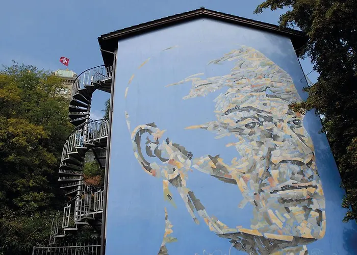 旅馆 伯尔尼青年旅舍 *